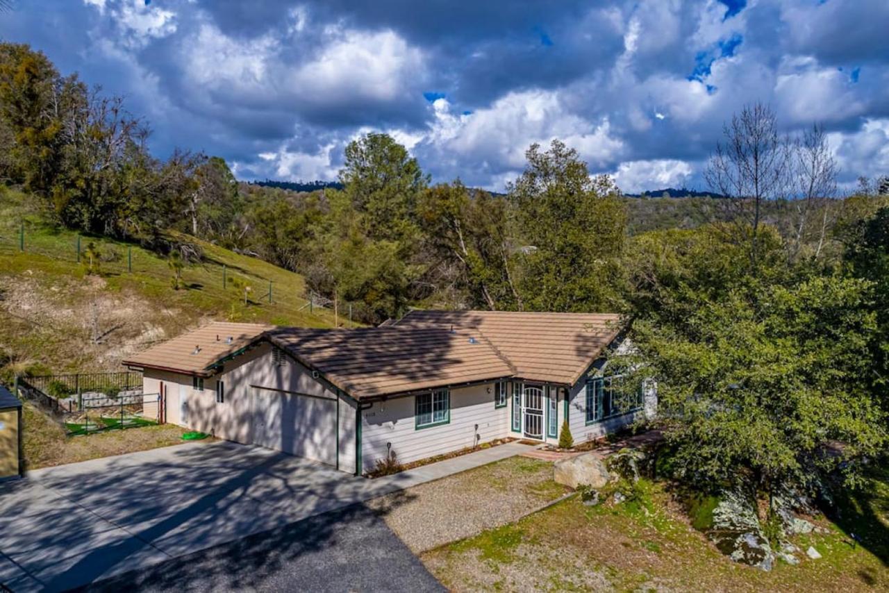 Mystic Mountain Villa, 14 Miles From Yosemite Oakhurst Dış mekan fotoğraf
